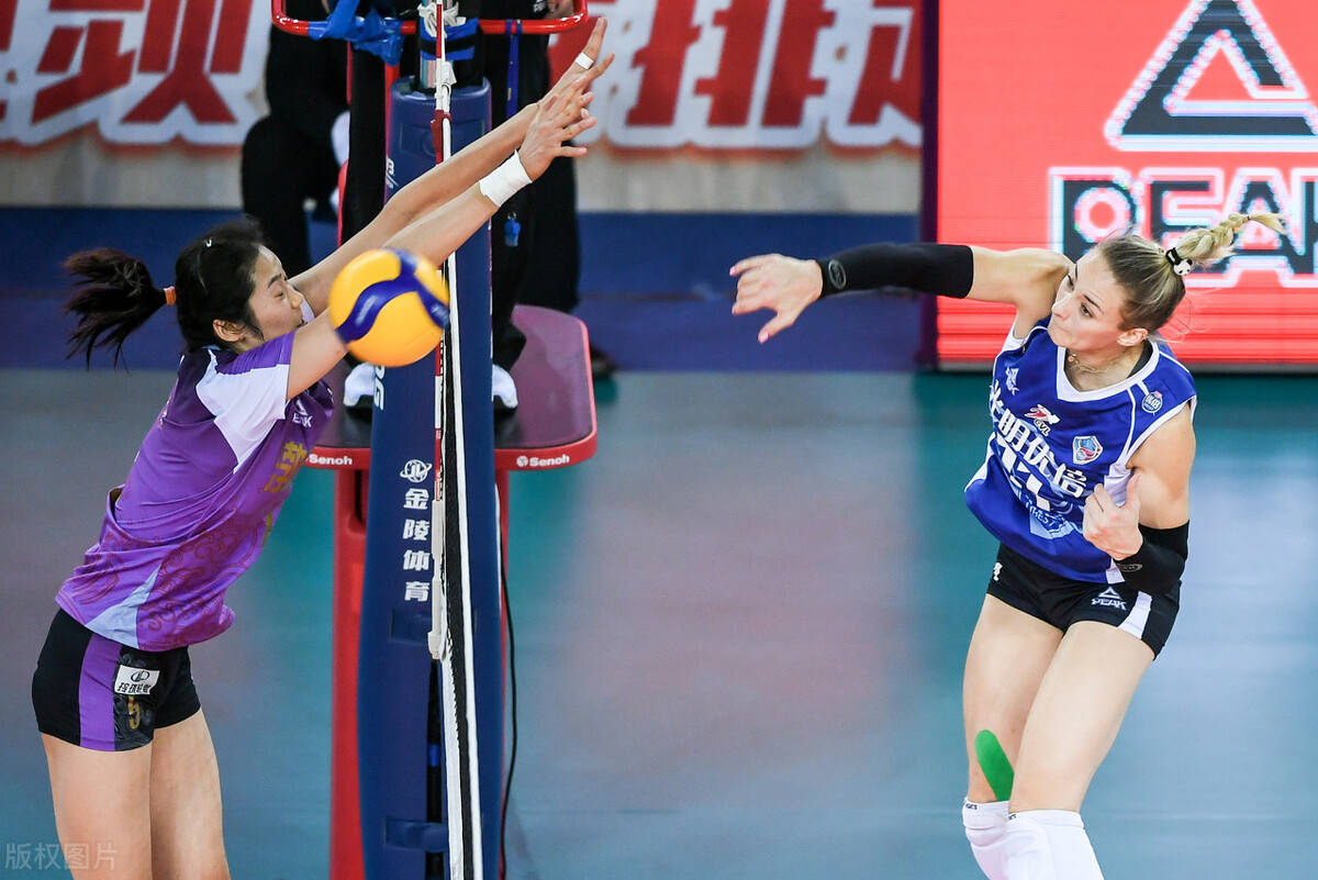 ‘BJL平台’
女排联赛4大外援或遭“哄抢”!竣事排超 外洋继续征战季后赛(图2) ‘BJL平台’
女排联赛4大外援或遭“哄抢”!竣事排超 外洋继续征战季后赛(图2)