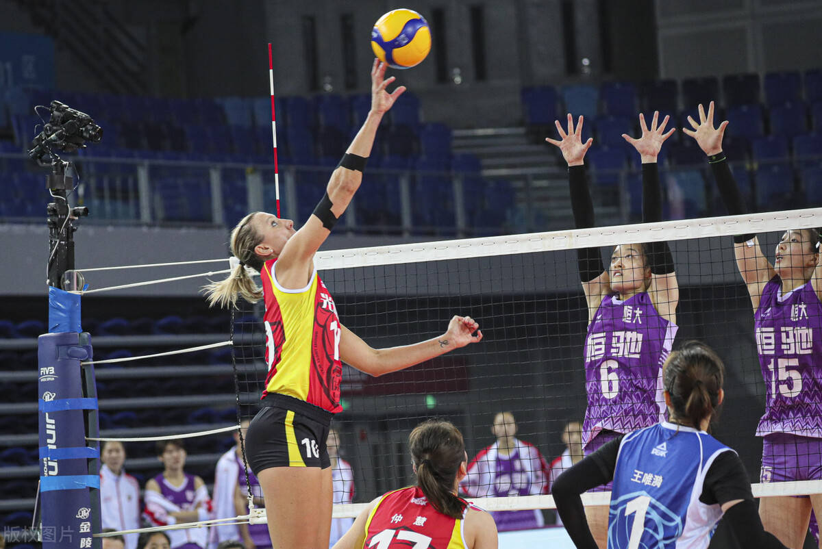 ‘BJL平台’
女排联赛4大外援或遭“哄抢”!竣事排超 外洋继续征战季后赛(图5) ‘BJL平台’
女排联赛4大外援或遭“哄抢”!竣事排超 外洋继续征战季后赛(图5)